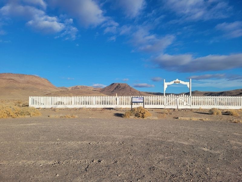 Post Cemetery Marker image. Click for full size.