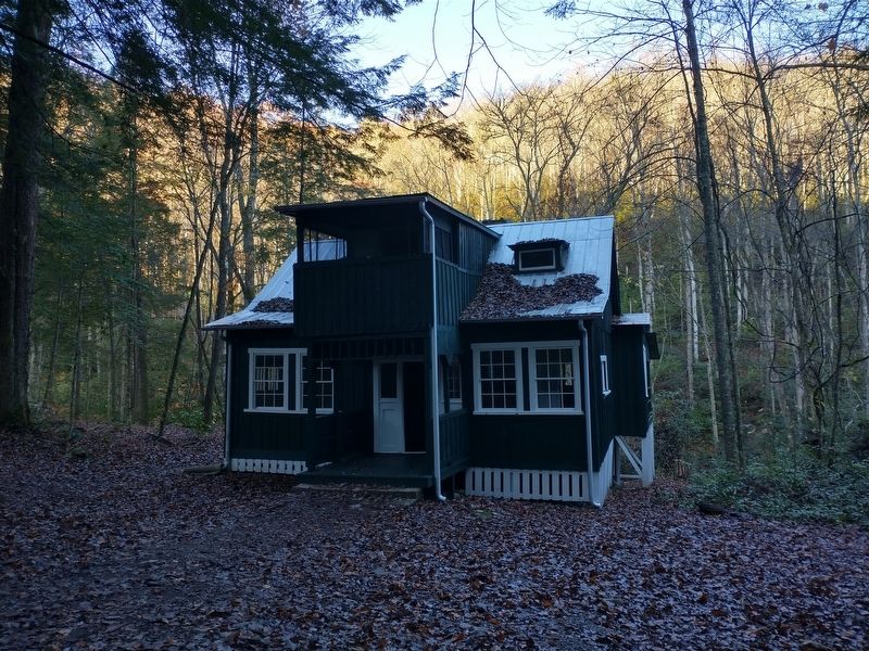 Col. Chapman Cabin. Click for full size. Col. Chapman Cabin image. Click for full size.