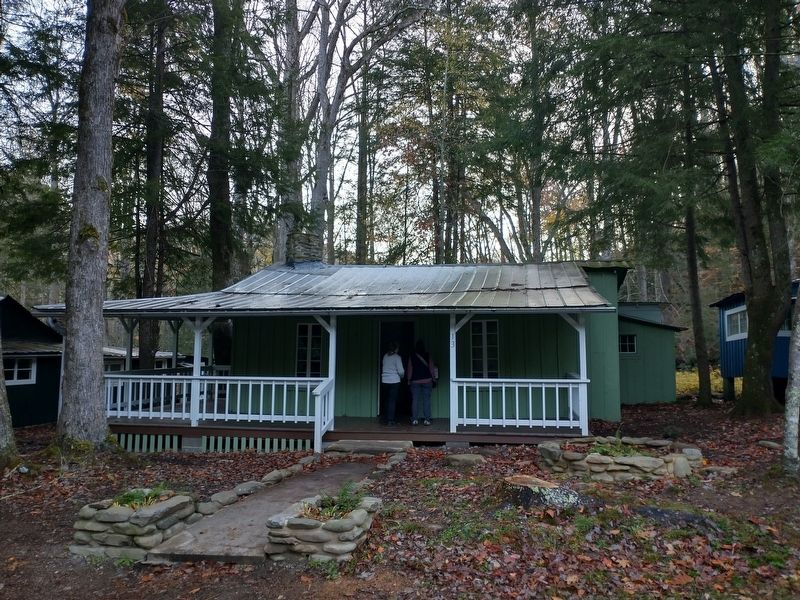 Cabin #13: Kennedy / Cook image. Click for full size.