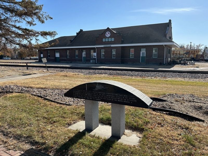 The Last Rail Spiked into Breckenridge Marker at Breckenridge Depot image. Click for full size.