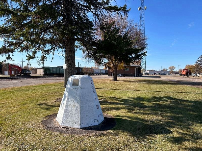 "Boomer" Memorial, east of depot image. Click for full size.