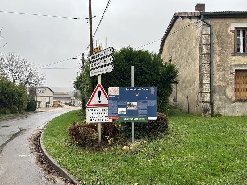 Val Dubois Sector / Secteur du Val Dunois Marker image. Click for full size.