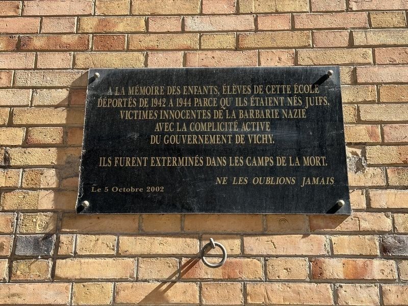 École Élémentaire rue de Pontoise Deported Jewish Students Memorial Marker. Click for full size. École Élémentaire rue de Pontoise Deported Jewish Students Memorial Marker image. Click for full size.