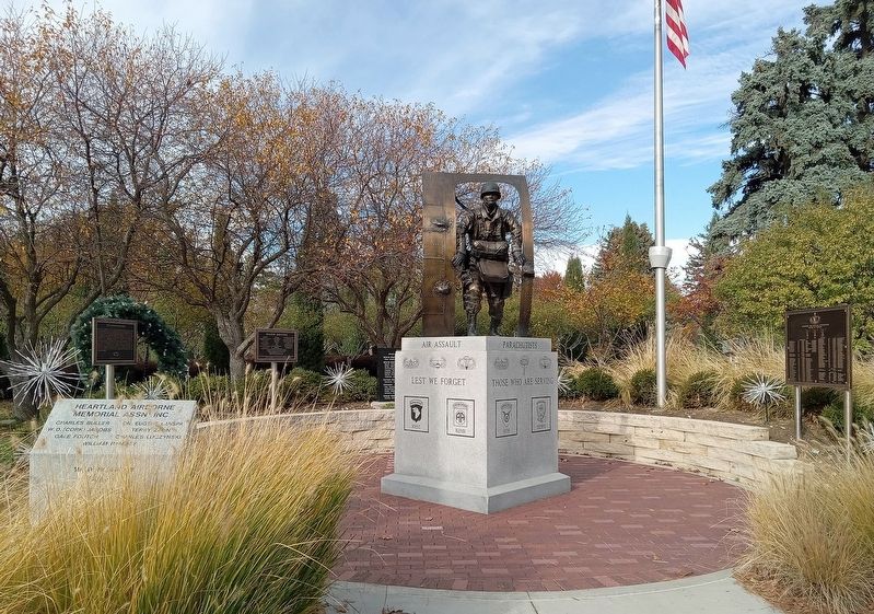 Airborne and Special Operations Medal of Honor Memorial (right) at the Airborne Trooper Memorial image. Click for full size.