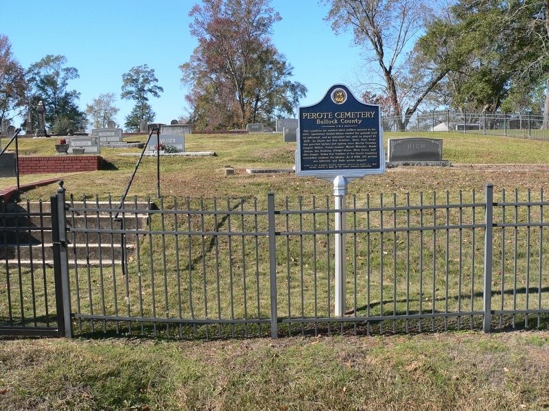 Perote Cemetery Marker image. Click for full size.