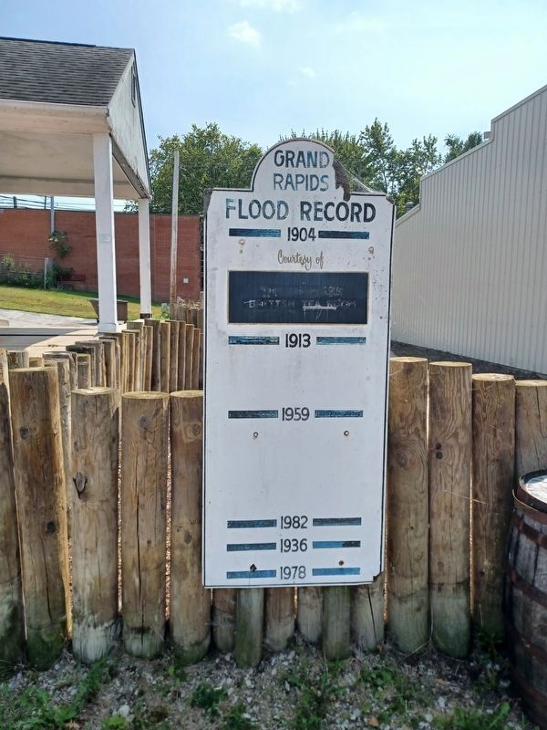 Grand Rapids Flood Record Marker. Click for full size. Grand Rapids Flood Record Marker image. Click for full size.