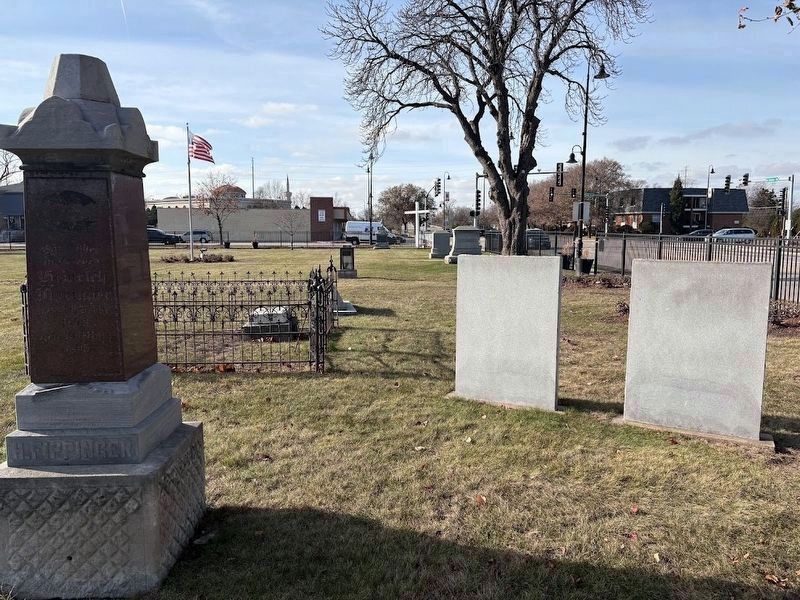 Old Settlers Cemetery markers (rear view) image. Click for full size.
