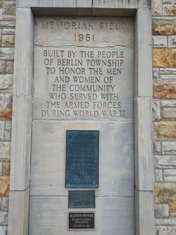 Memorial Field Marker image. Click for full size.
