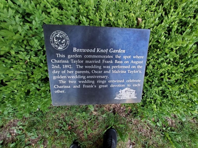 Boxwood Knot Garden. Click for full size. Boxwood Knot Garden image. Click for full size.