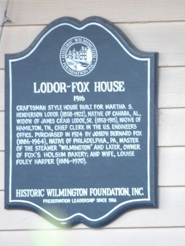 Lodor-Fox House Marker. Click for full size. Lodor-Fox House Marker image. Click for full size.