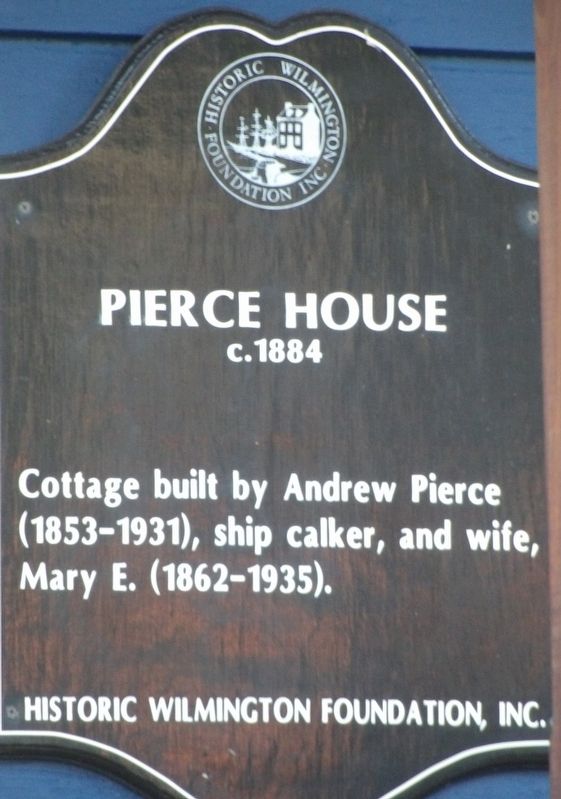 Pierce House Marker image. Click for full size.