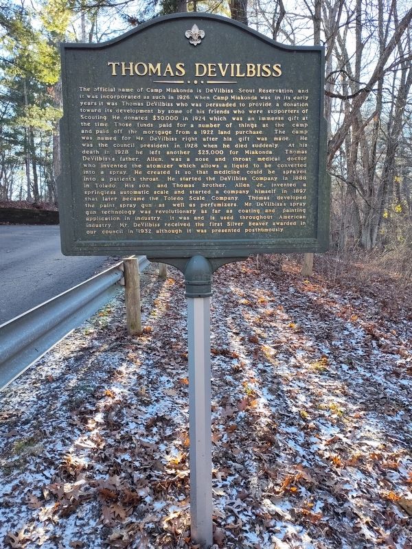 Worlds Largest Swimming Pool / Thomas Devilbiss Marker image. Click for full size.