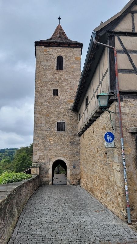 The view of the tower and marker from the alley image. Click for full size.
