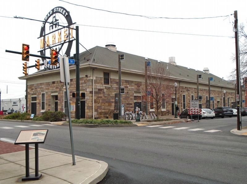 Broad Street Market and Marker image. Click for full size.