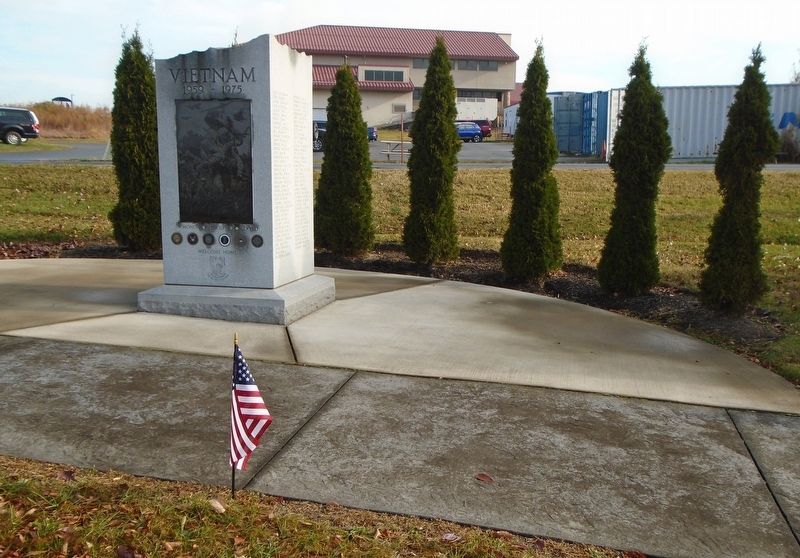 Vietnam War Memorial. Click for full size. Vietnam War Memorial image. Click for full size.