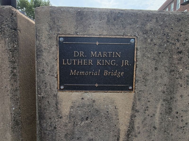 Bridge Name Plaque image. Click for full size.