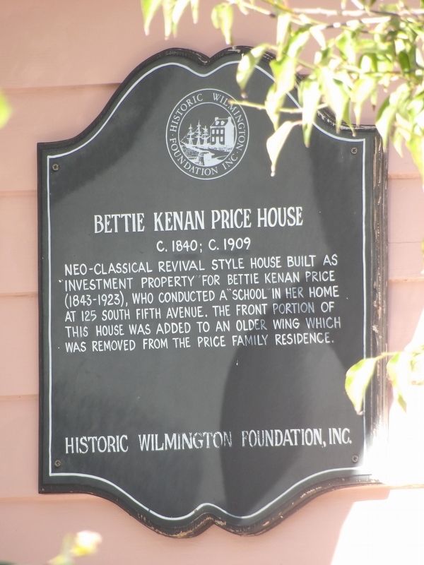 Bettie Kenan Price House Marker. Click for full size. Bettie Kenan Price House Marker image. Click for full size.