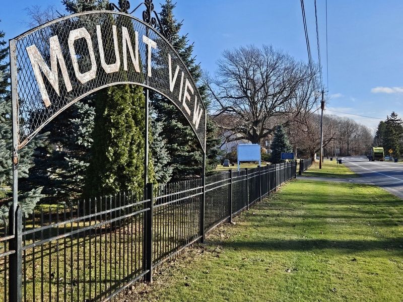 Mount View Marker. Click for full size. Mount View Marker image. Click for full size.