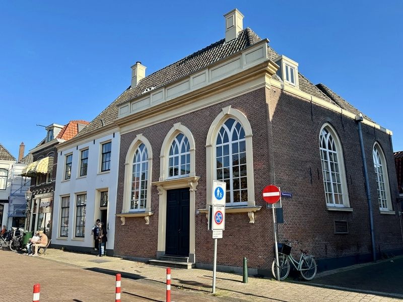 Anna Muller - de Leeuw stolperstein - wide view image. Click for full size.