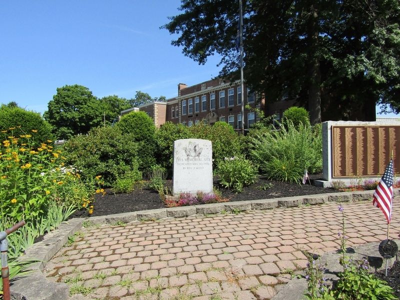 Memorial Site Marker image. Click for full size.