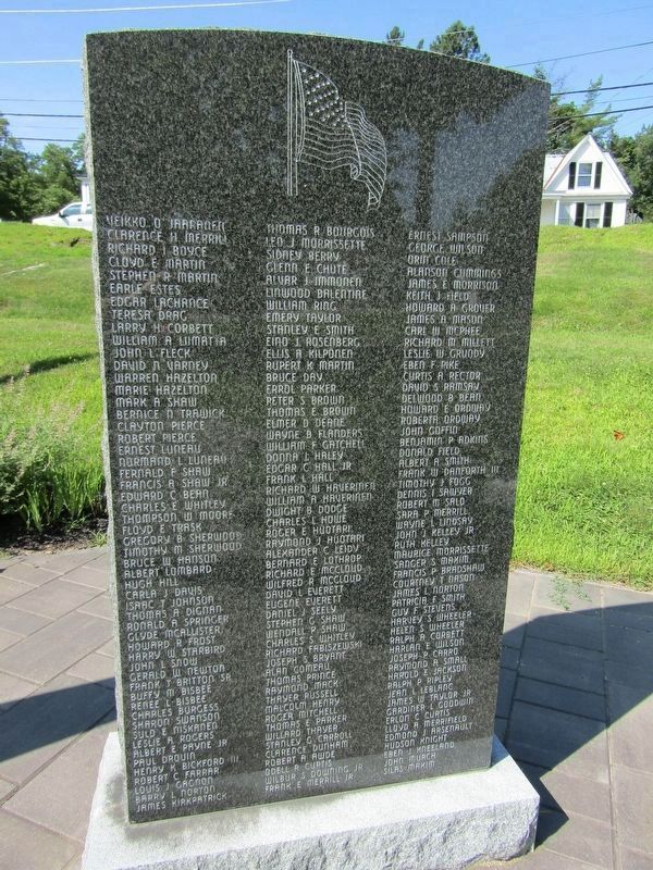 Paris, Maine, Veterans Memorial image. Click for full size.