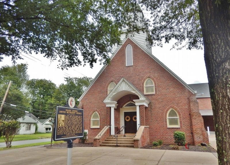 Grand Avenue United Methodist Church<br>(<i>with marker south side</i>). Click for full size. Grand Avenue United Methodist Church<br>(<i>with marker south side</i>) image. Click for full size.