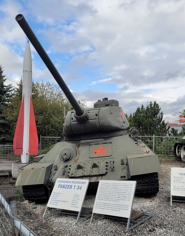 Legend�rer Russischer Panzer T34 / Legendary Russian Tank T34 Marker image. Click for full size.