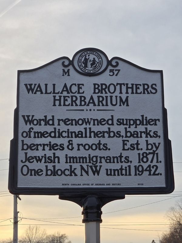 Wallace Brothers Herbarium Marker image. Click for full size.