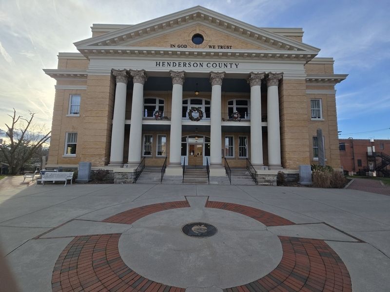 Historic Henderson County Courthouse image. Click for full size.
