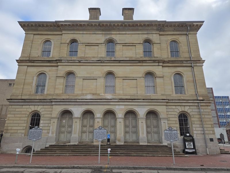 First State Constitution Marker in front of West Virginia Independence Hall image. Click for full size.