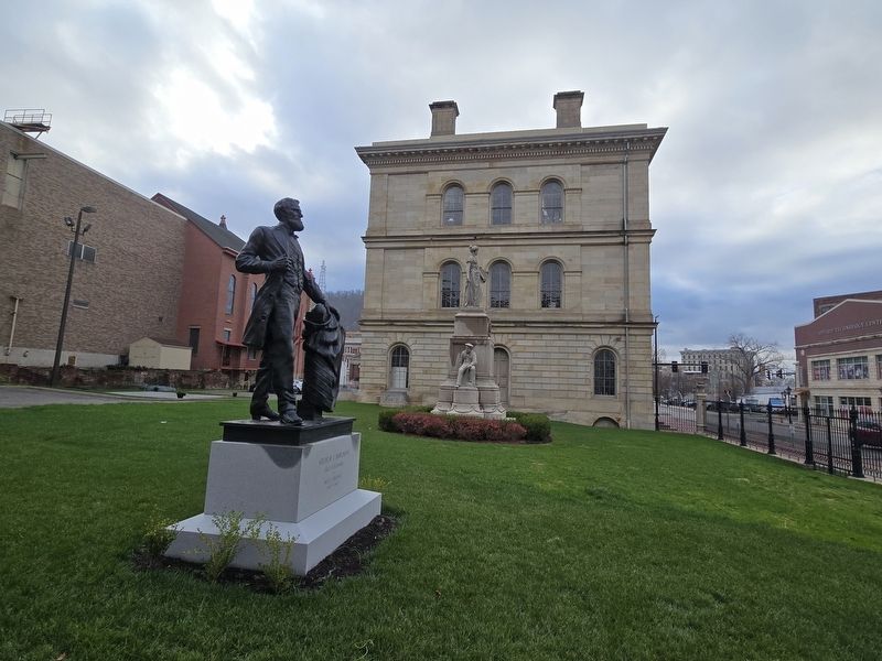 Arthur J. Boreman statue. West Virginia Independence Hall in the background image. Click for full size.