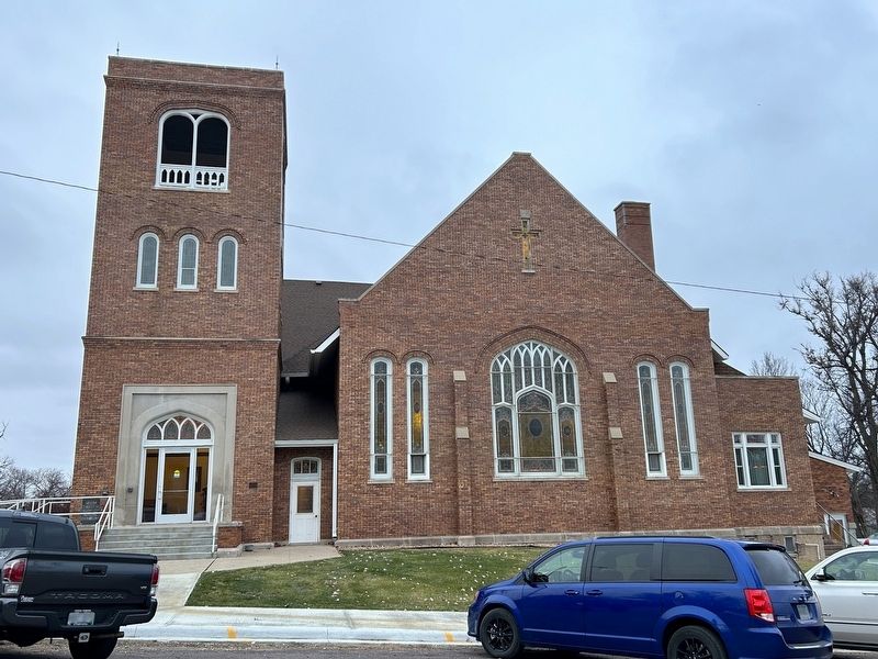 Methodist Episcopal Church of Wessington Springs, from the south image. Click for full size.
