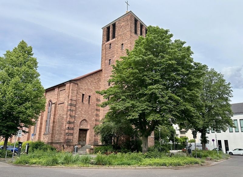 Mariae Namen church. Click for full size. Mariae Namen church image. Click for full size.