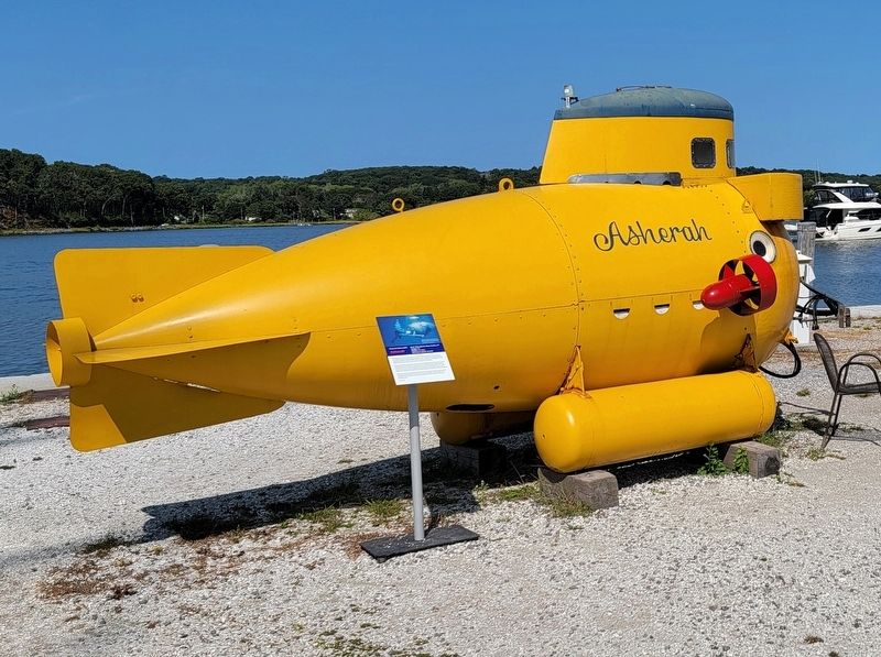 Research Submersible Asherah image. Click for full size.