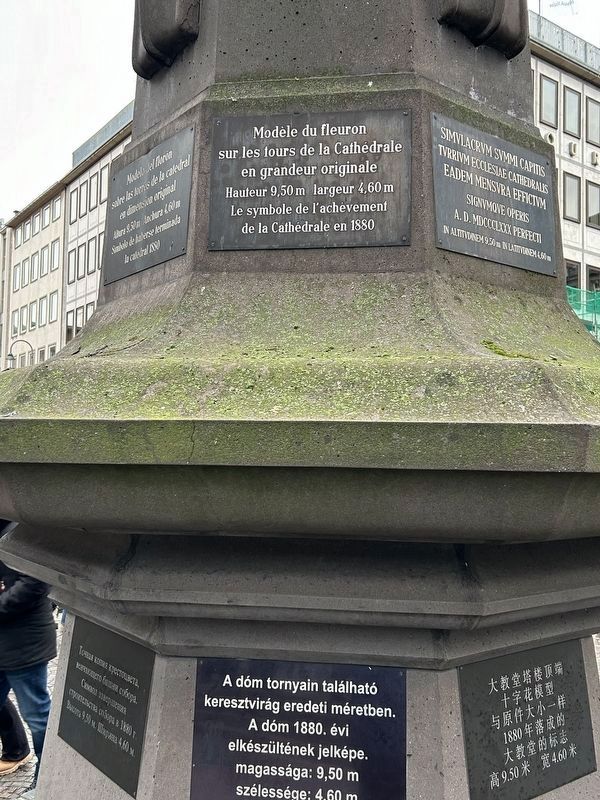 Model Finial Showing Multilingual Plaques image. Click for full size.