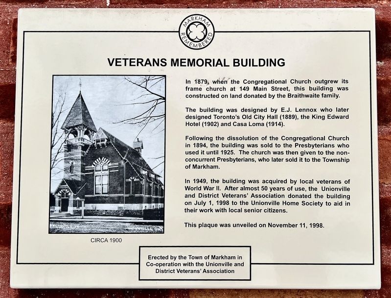 Veteran�s Memorial Building Marker image. Click for full size.