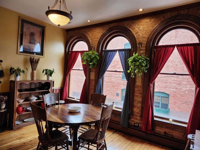 Current second floor pic image. Click for full size.