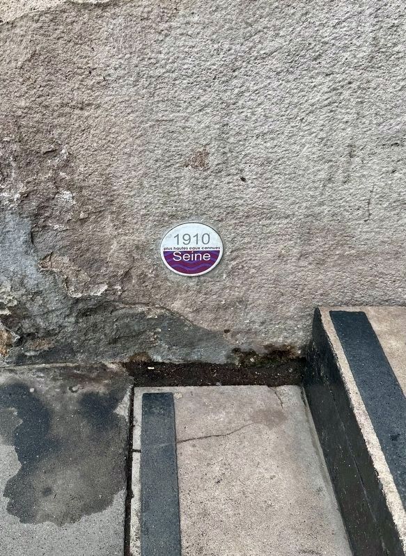 Seine River Flood plaquette. Click for full size. Seine River Flood plaquette image. Click for full size.