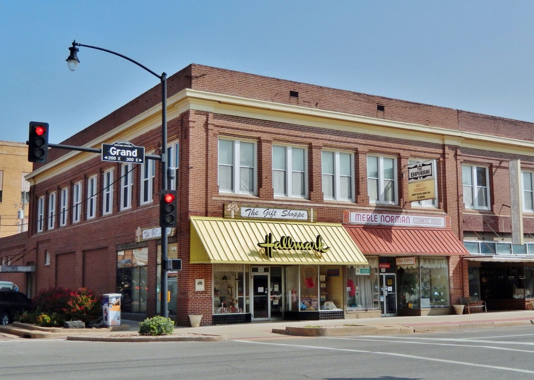 Barnes Store Building (<i>southwest elevation</i>). Click for full size. Barnes Store Building (<i>southwest elevation</i>) image. Click for full size.