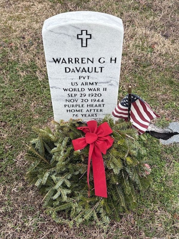 Pvt. W.G. Harding Davault gravestone image. Click for full size.