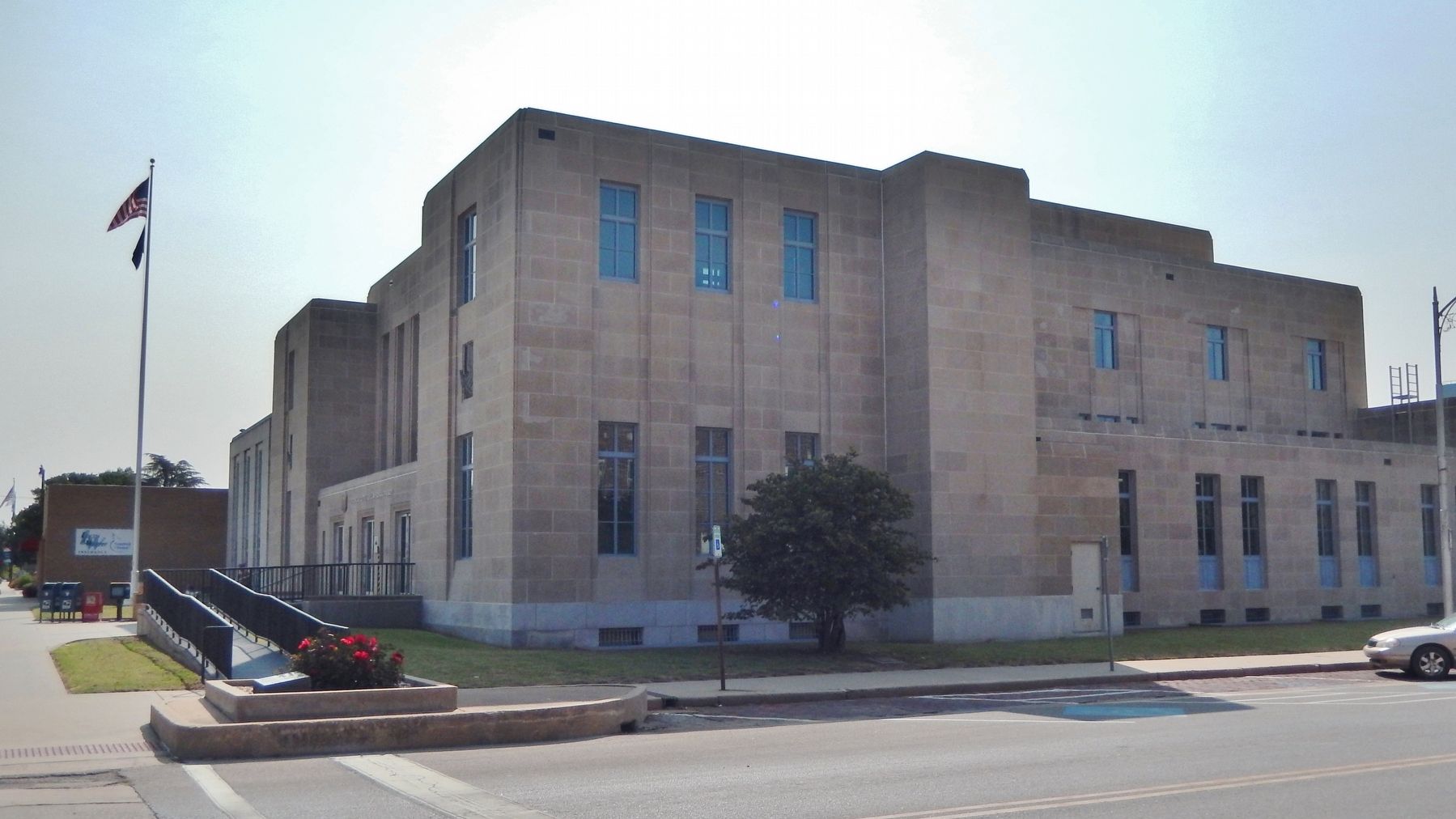 United States Post Office and Federal Building, Ponca City, Oklahoma. Click for full size. United States Post Office and Federal Building, Ponca City, Oklahoma image. Click for full size.