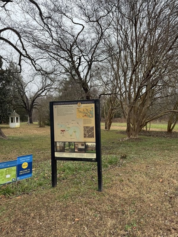 Smith�s Fort Plantation Marker image. Click for full size.