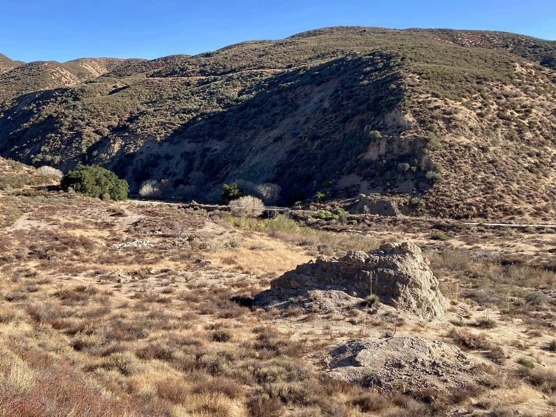 Below the Saint Francis Dam site image. Click for full size.