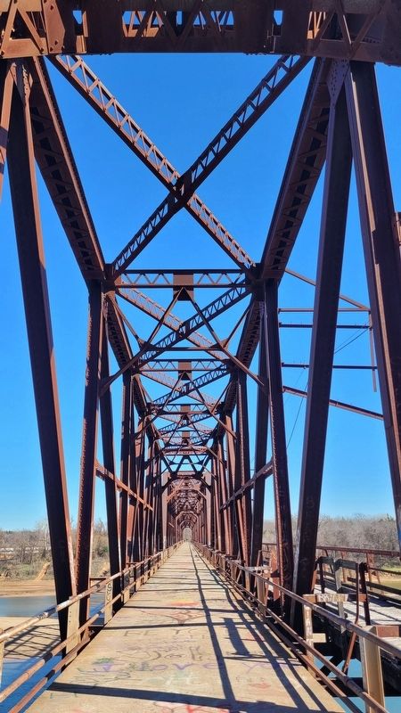 Carpenters Bluff Bridge. Click for full size. Carpenters Bluff Bridge image. Click for full size.