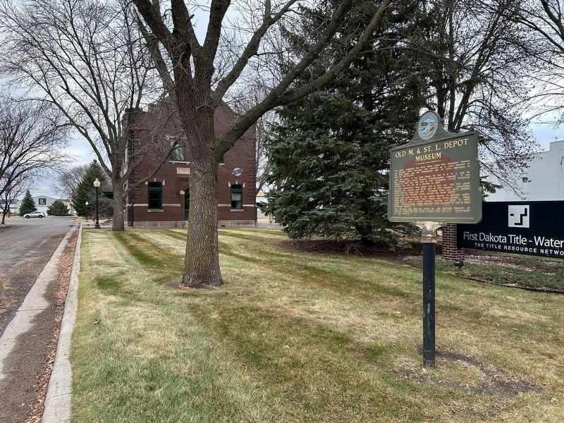 Old M. & St. L. Depot Museum & Marker. Click for full size. Old M. & St. L. Depot Museum & Marker image. Click for full size.