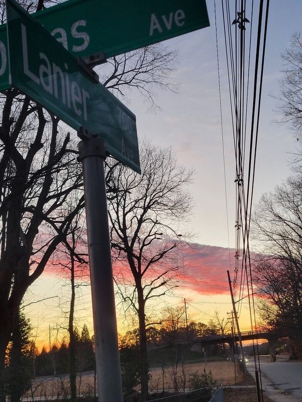 Lanier Avenue. Click for full size. Lanier Avenue image. Click for full size.