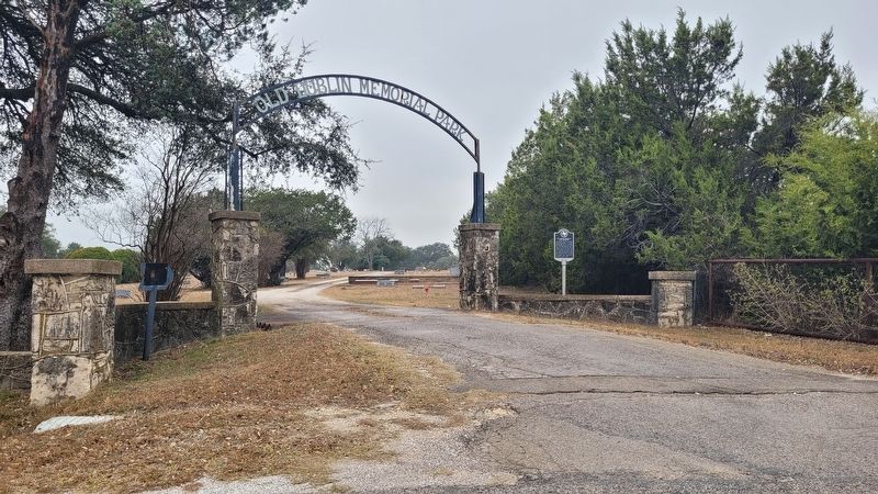 The entrance to the Old Dublin Memorial Park Cemetery and Marker image. Click for full size.