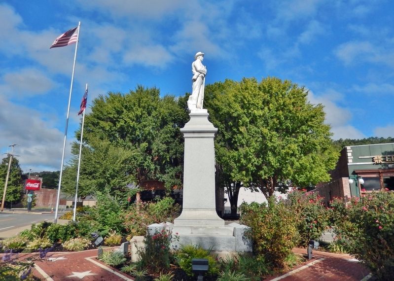 Confederate Memorial (<i>east side</i>). Click for full size. Confederate Memorial (<i>east side</i>) image. Click for full size.