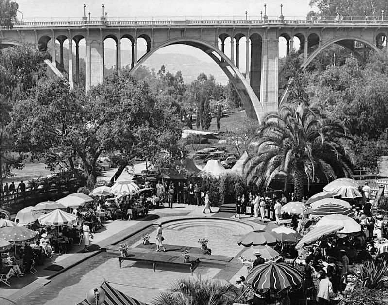 Vista del Arroyo Hotel Pool - 1940s image. Click for full size.