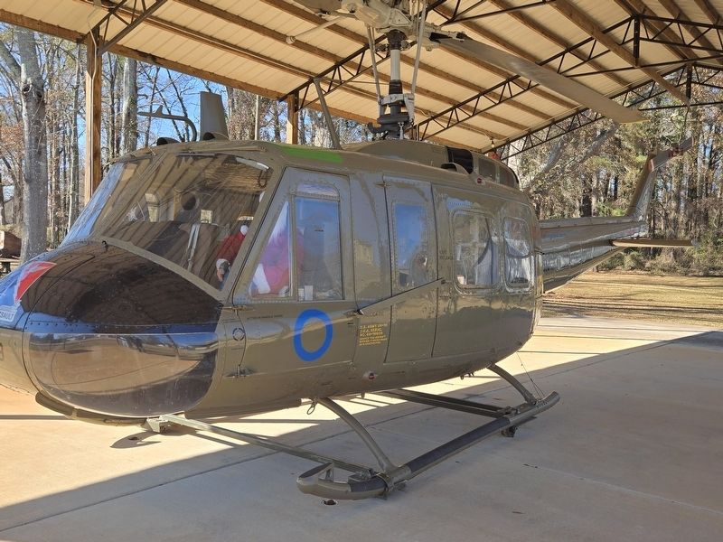 Left front side of 1968 Bell Iroquois UH-1H image. Click for full size.